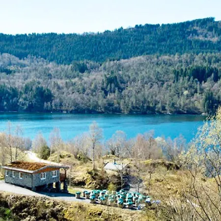 5 Person In Lonevag-by Traum